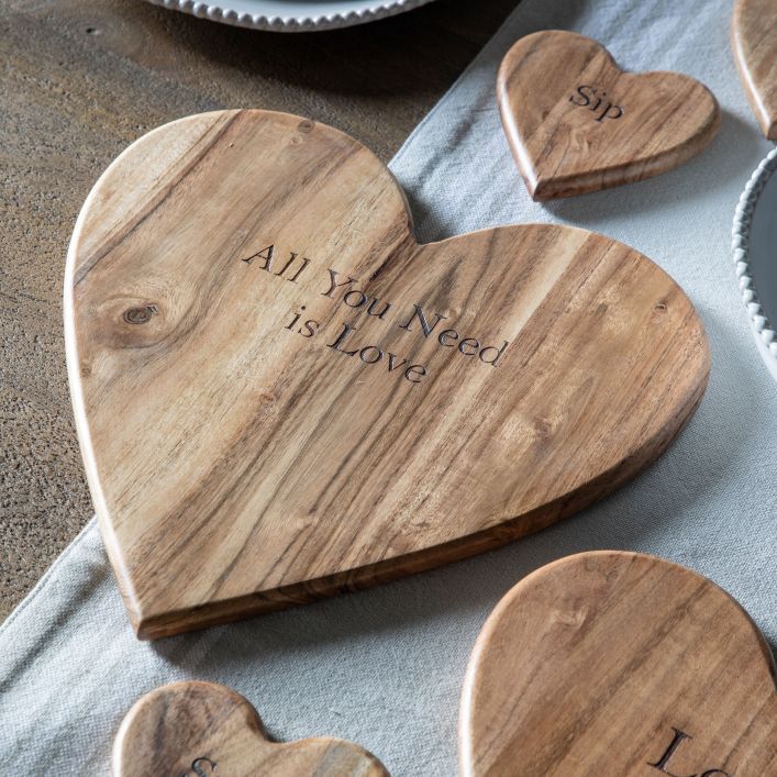 Ghedi Emotive Heart Chopping Board Natural Large — SantoLusso®