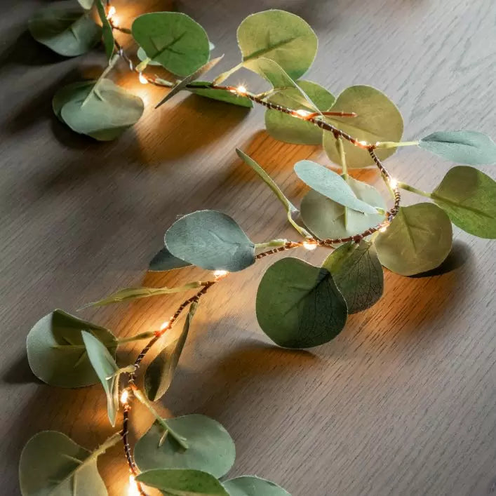 Ghedi Eucalyptus Garland 20 LED Lights — SantoLusso®