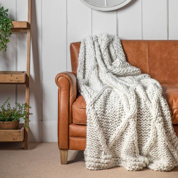 Ghedi Taqua Knit Diamond Throw Cream — SantoLusso®